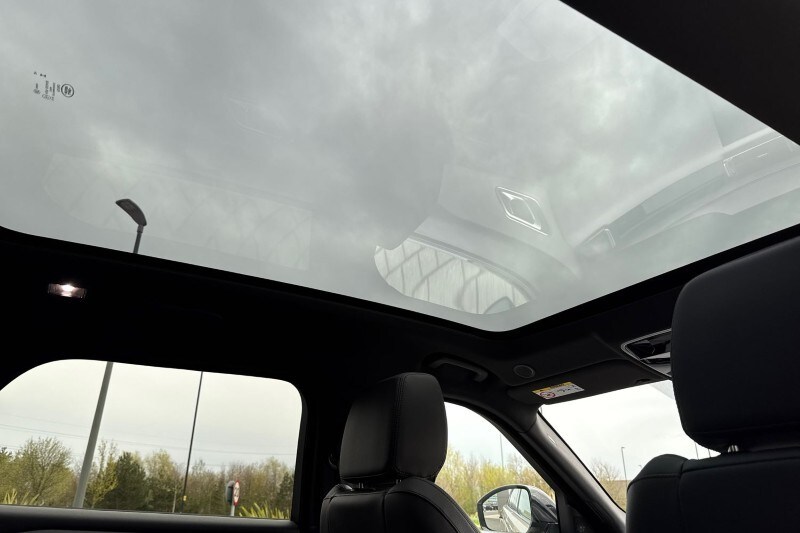 Used Land Rover Range Rover Velar 2025 for sale - 78190445: Photo 22