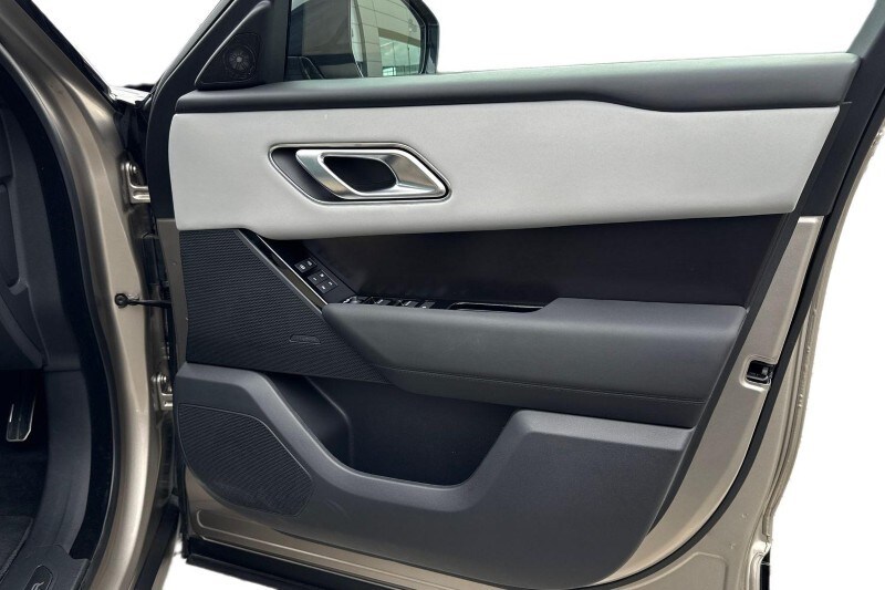 Used Land Rover Range Rover Velar 2025 for sale - 78190445: Photo 23
