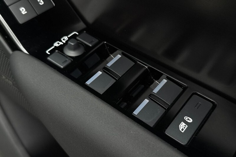 Used Land Rover Range Rover Velar 2025 for sale - 78190445: Photo 24