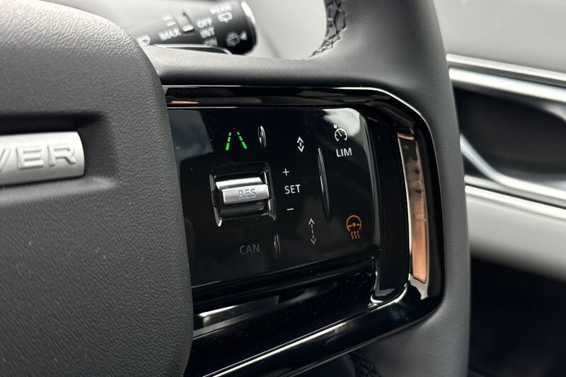 Used Land Rover Range Rover Velar 2025 for sale - 78190445: Photo 29