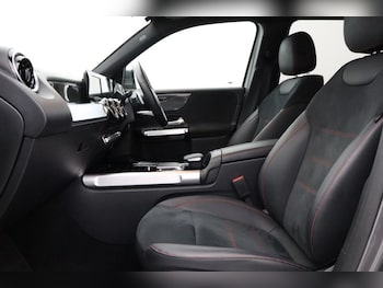 Used Mercedes-Benz GLB 2022 for sale - 79527933: Photo
