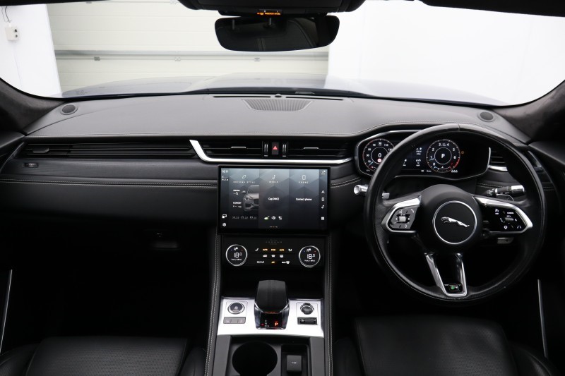 Used Jaguar F-Pace 2021 for sale - 77950795: Photo 9