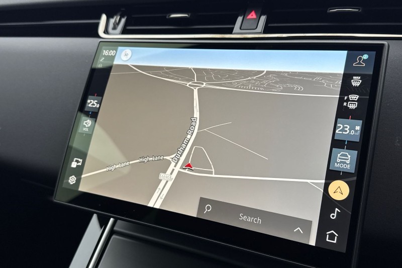 Used Land Rover Range Rover Evoque 2025 for sale - 77248111: Photo 11