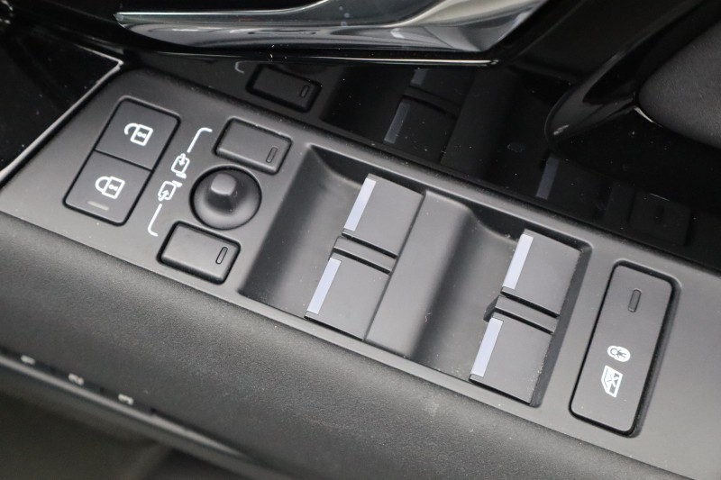 Used Land Rover Range Rover Evoque 2023 for sale - 77834012: Photo 23