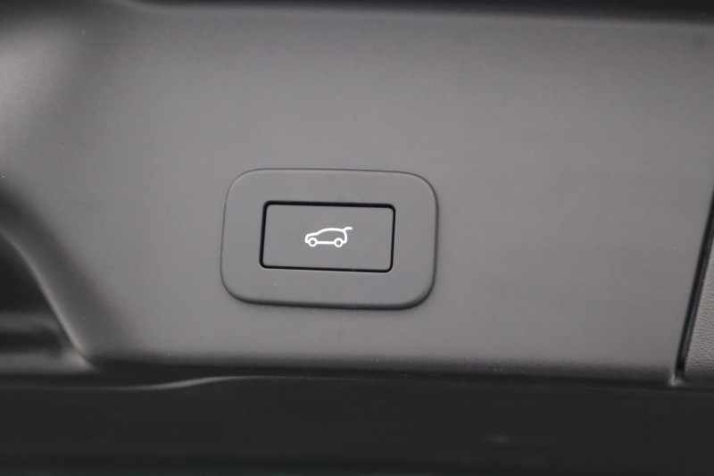 Used Land Rover Range Rover Evoque 2023 for sale - 77834012: Photo 37