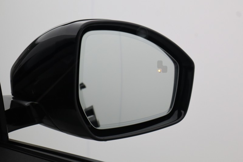 Used Land Rover Range Rover Evoque 2023 for sale - 77834012: Photo 52