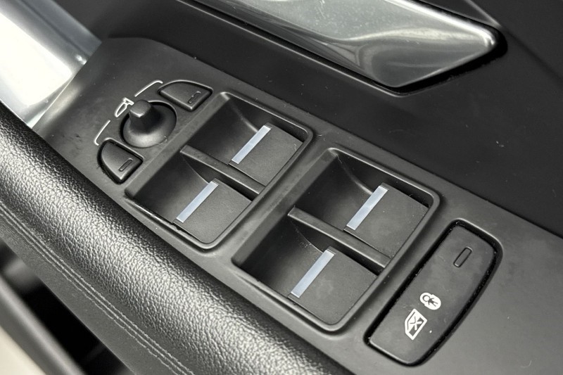 Used Jaguar E-Pace 2020 for sale - 77545367: Photo 22