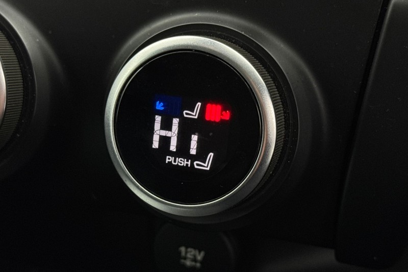 Used Jaguar E-Pace 2020 for sale - 77545367: Photo 32