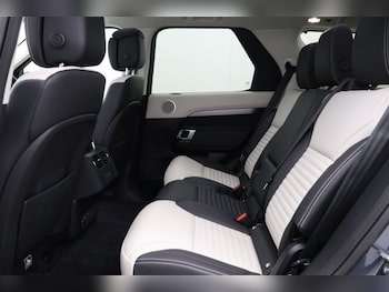 Used Land Rover Discovery 2026 for sale - 78870204: Photo