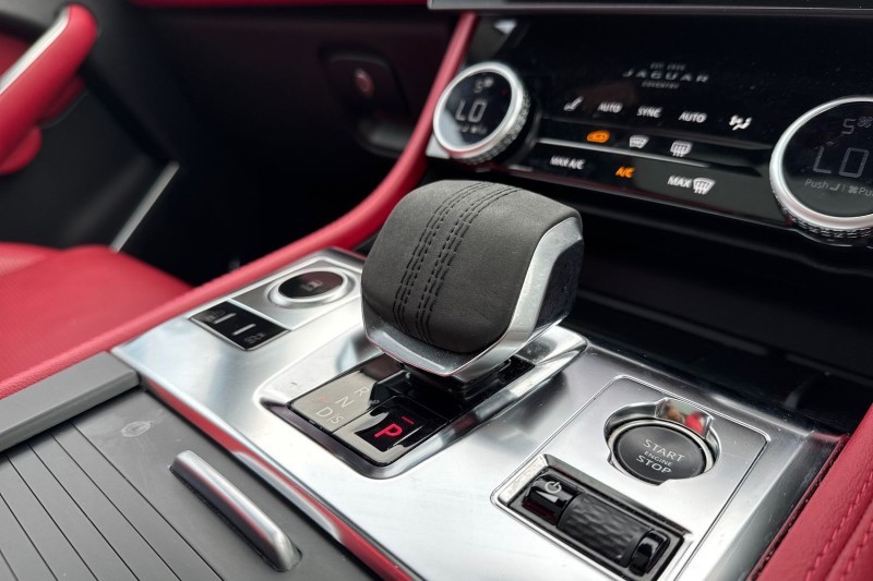 Used Jaguar F-Pace 2023 for sale - 77258382: Photo 13