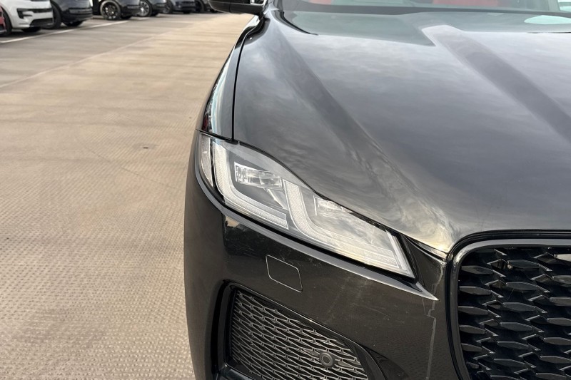 Used Jaguar F-Pace 2023 for sale - 77258382: Photo 17