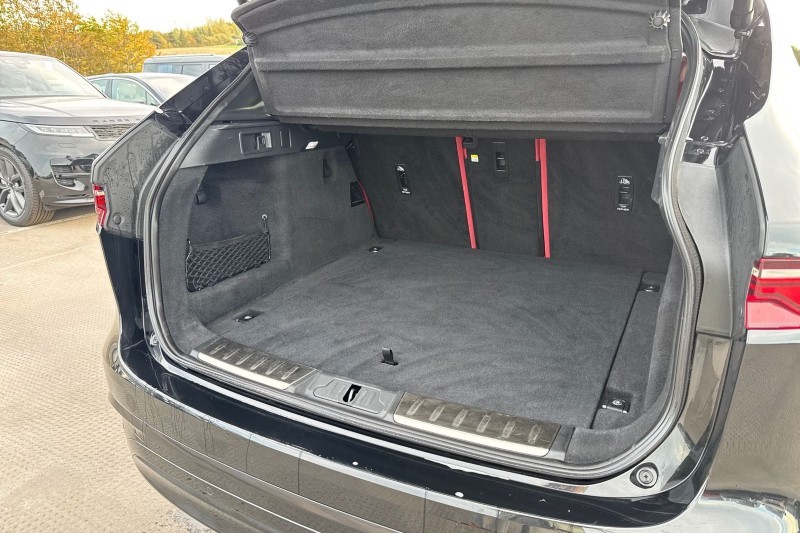 Used Jaguar F-Pace 2023 for sale - 77258382: Photo 38