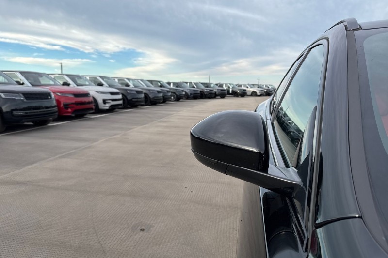 Used Jaguar F-Pace 2023 for sale - 77258382: Photo 49