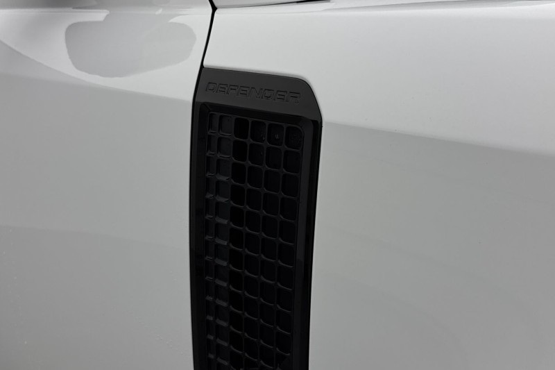 Used Land Rover Defender 2022 for sale - 77834019: Photo 20