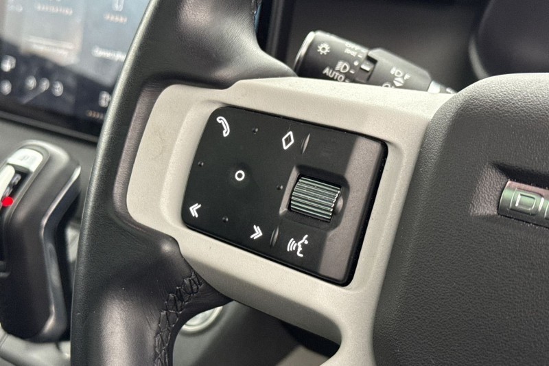 Used Land Rover Defender 2022 for sale - 77834019: Photo 27