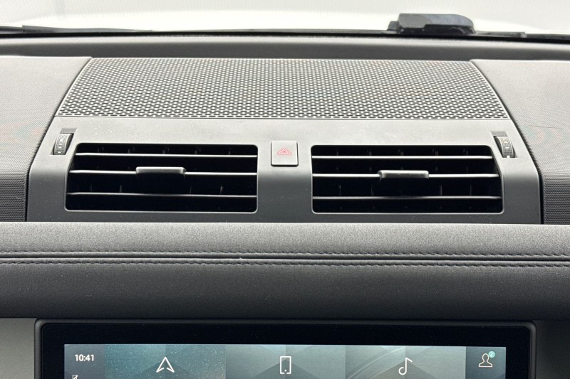 Used Land Rover Defender 2022 for sale - 77834019: Photo 34