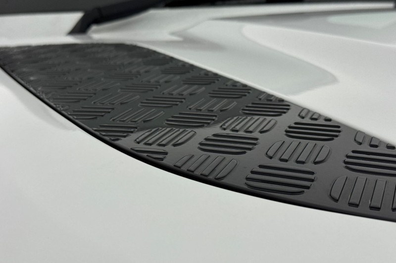 Used Land Rover Defender 2022 for sale - 77834019: Photo 54