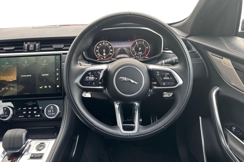 Used Jaguar F-Pace 2024 for sale - 76984306: Photo 15