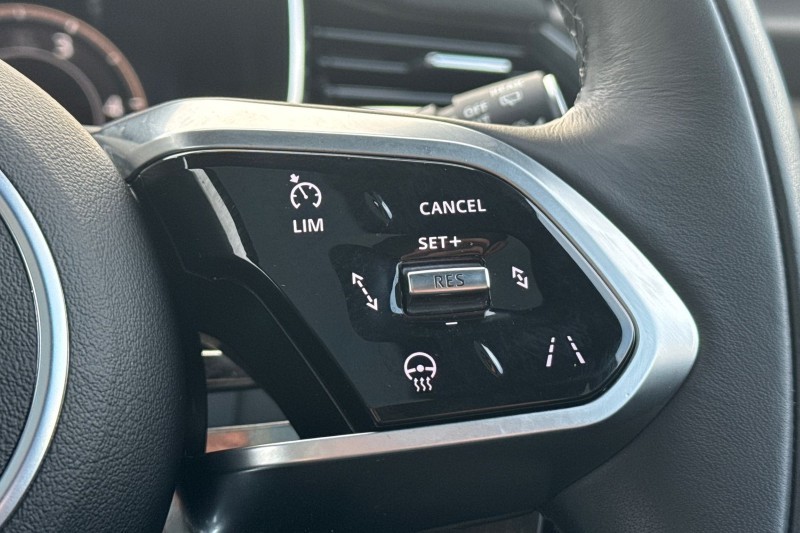 Used Jaguar F-Pace 2024 for sale - 76984306: Photo 30