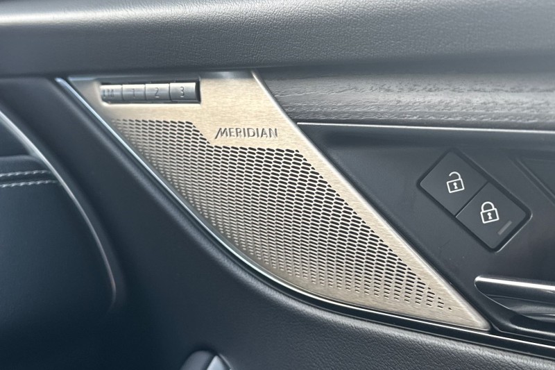 Used Jaguar F-Pace 2024 for sale - 76984306: Photo 51