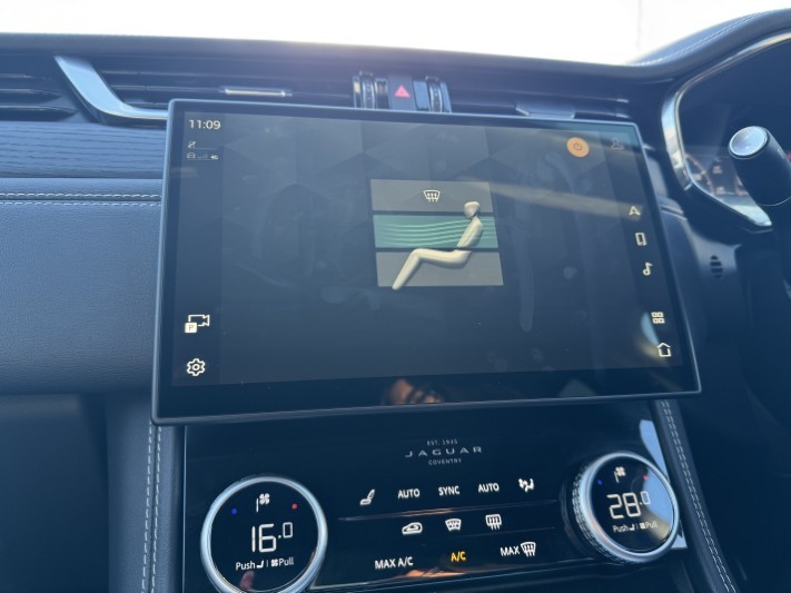 Used Jaguar F-Pace 2024 for sale - 76984306: Photo 54