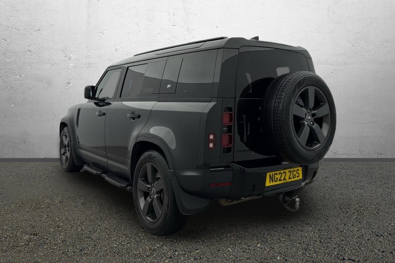 Used Land Rover Defender 2022 for sale - 77679019: Photo 2