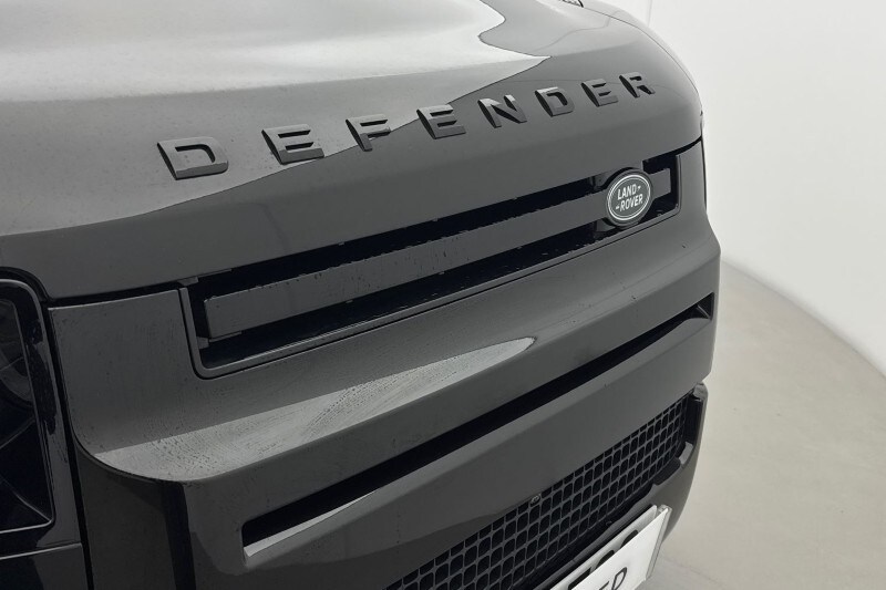 Used Land Rover Defender 2022 for sale - 77679019: Photo 39