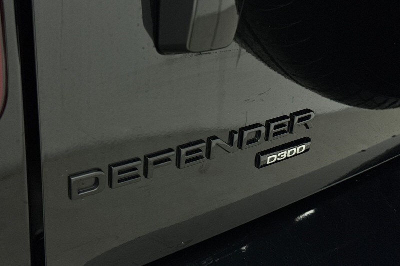 Used Land Rover Defender 2022 for sale - 77679019: Photo 40