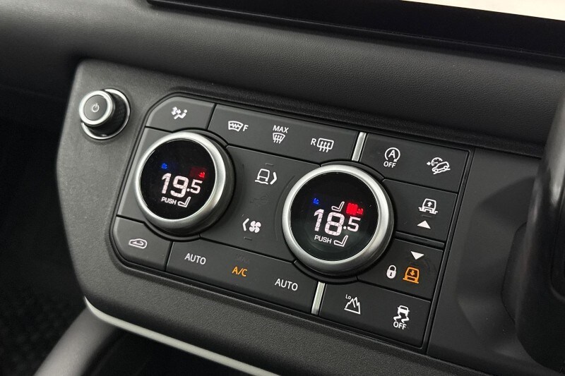 Used Land Rover Defender 2022 for sale - 77679019: Photo 48