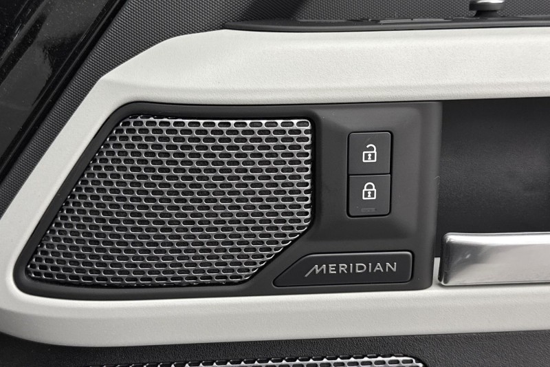 Used Land Rover Defender 2022 for sale - 77679019: Photo 50