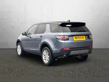 Used Land Rover Discovery Sport 2019 for sale - 77519407: Photo