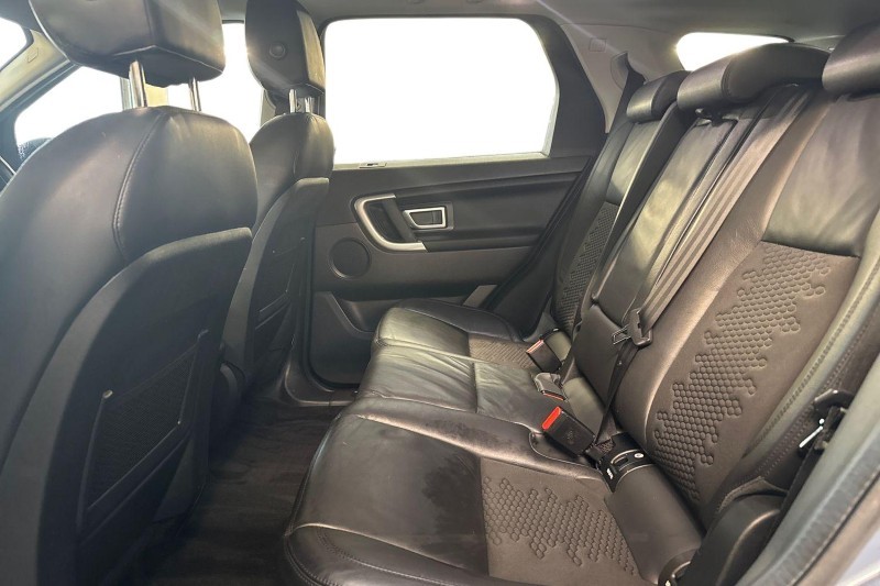 Used Land Rover Discovery Sport 2019 for sale - 77519407: Photo 4