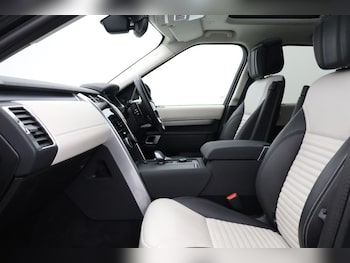 Used Land Rover Discovery 2025 for sale - 79007851: Photo