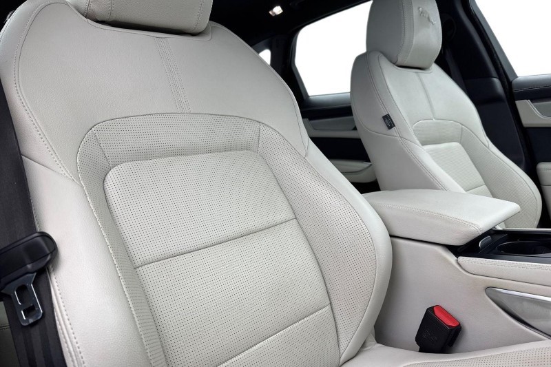 Used Jaguar F-Pace 2022 for sale - 77258414: Photo 25