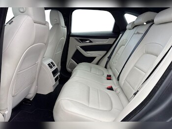 Used Jaguar F-Pace 2022 for sale - 77258414: Photo