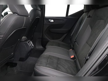 Used Volvo XC40 2024 for sale - 78296486: Photo