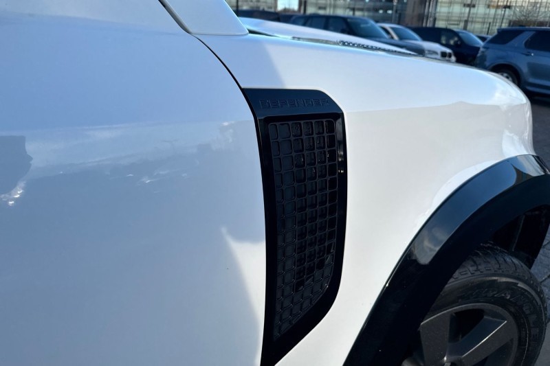 Used Land Rover Defender 2022 for sale - 76984361: Photo 20