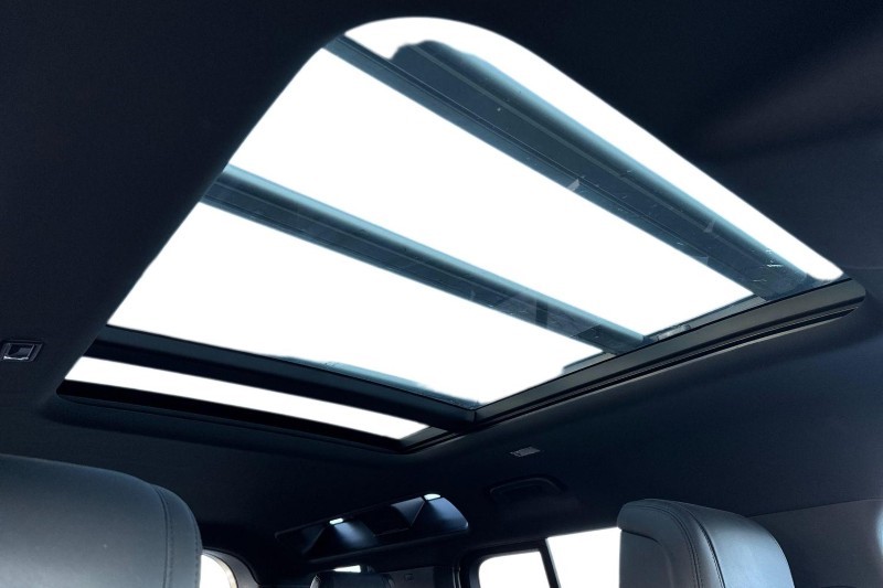 Used Land Rover Defender 2022 for sale - 76984361: Photo 21