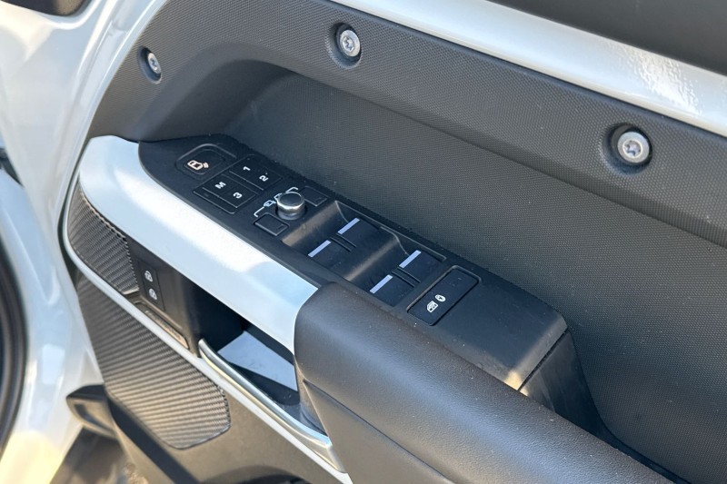 Used Land Rover Defender 2022 for sale - 76984361: Photo 23