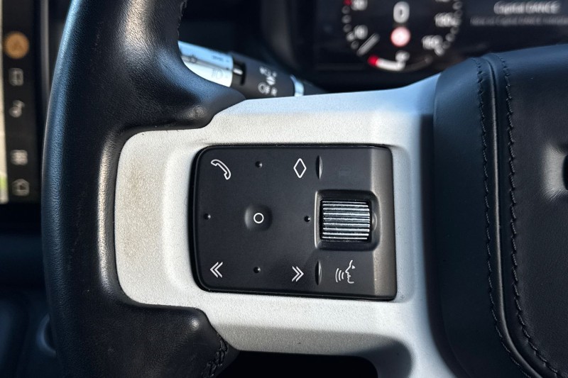 Used Land Rover Defender 2022 for sale - 76984361: Photo 27