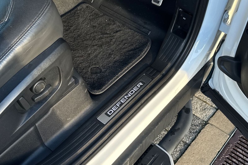 Used Land Rover Defender 2022 for sale - 76984361: Photo 34