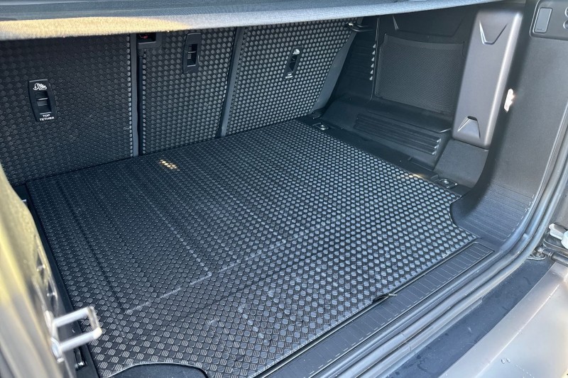 Used Land Rover Defender 2022 for sale - 76984361: Photo 35