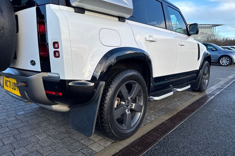 Used Land Rover Defender 2022 for sale - 76984361: Photo 43