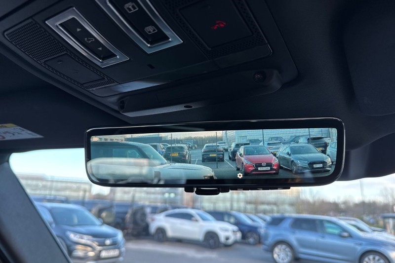 Used Land Rover Defender 2022 for sale - 76984361: Photo 47