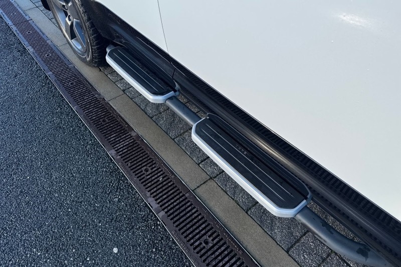 Used Land Rover Defender 2022 for sale - 76984361: Photo 51