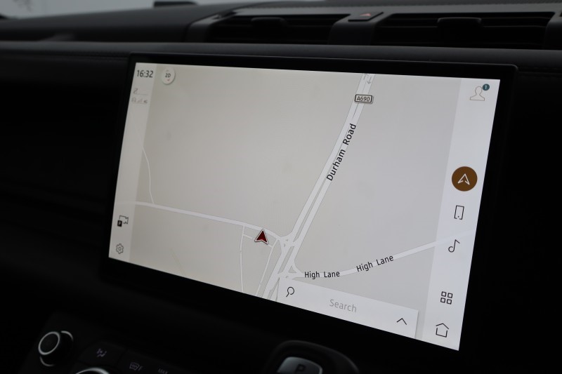 Used Land Rover Defender 2024 for sale - 77802073: Photo 11