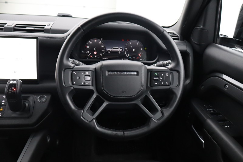 Used Land Rover Defender 2024 for sale - 77802073: Photo 16