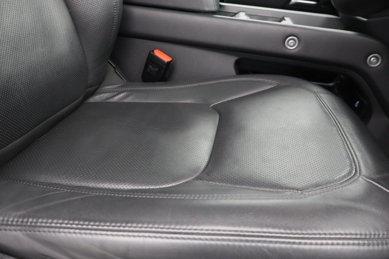 Used Land Rover Defender 2024 for sale - 77802073: Photo 26