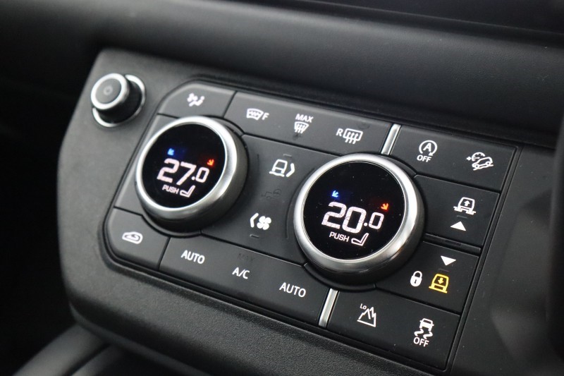 Used Land Rover Defender 2024 for sale - 77802073: Photo 33