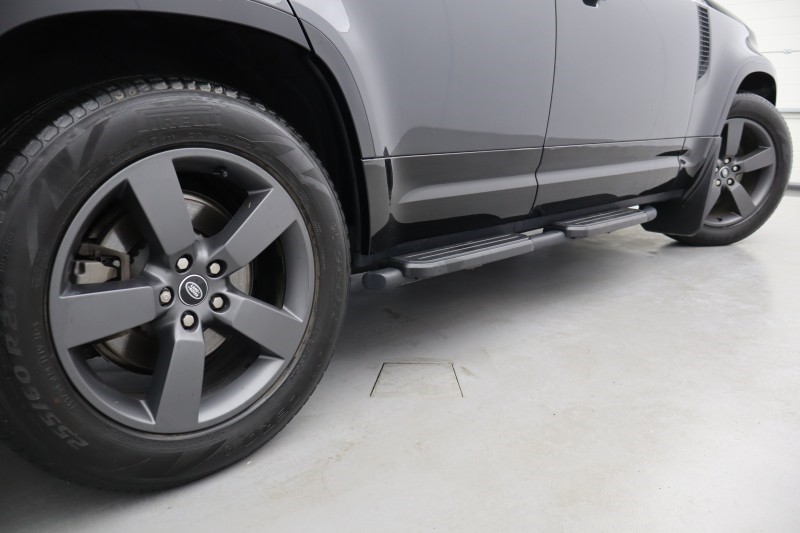 Used Land Rover Defender 2024 for sale - 77802073: Photo 48